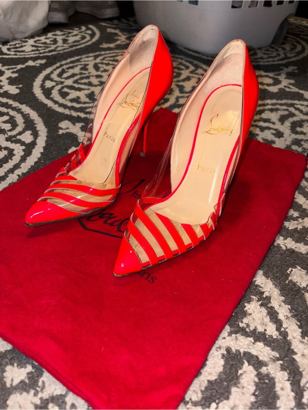 Christian Louboutin Pink/Coral Pointed Heels - Picture 3 of 13